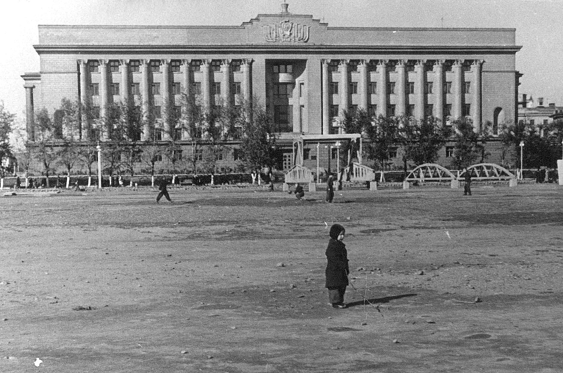 Площадь революции Красноярск СССР